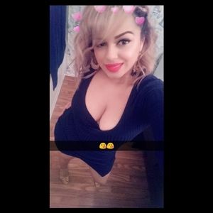 Meet your Posher, Alba